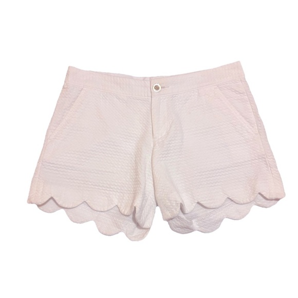 Lilly Pulitzer Womens 00 White Buttercup Scallop Hem Shorts 28 Waist Resort Wear - Picture 2 of 8